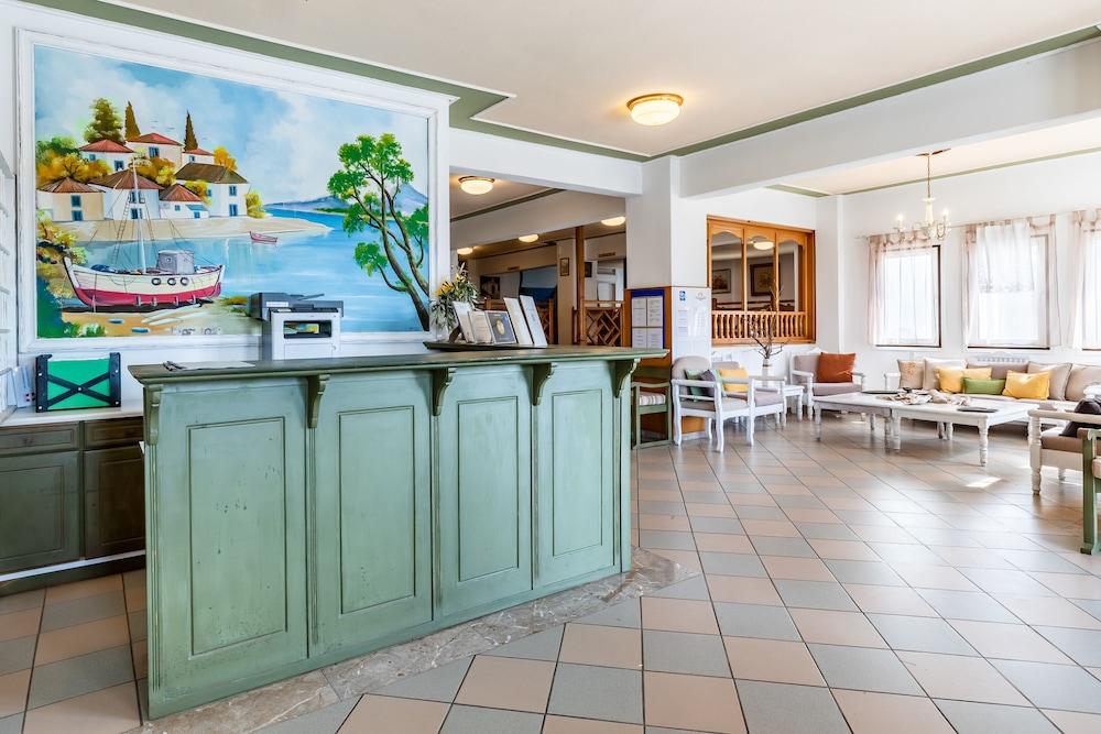 Elios Holidays Hotel Нео Клима Екстериор снимка